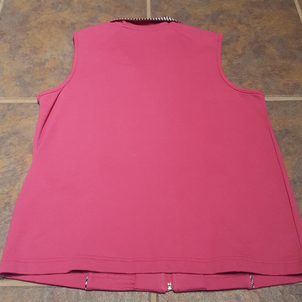 Pink Vest - Picture 4 of 4